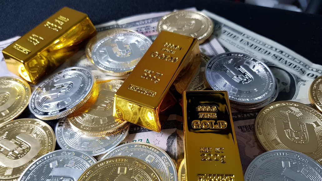 الاستثمار في الفضة أم الذهب أفضل