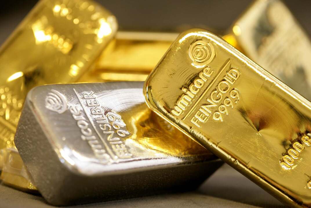 الاستثمار في الفضة أم الذهب أفضل