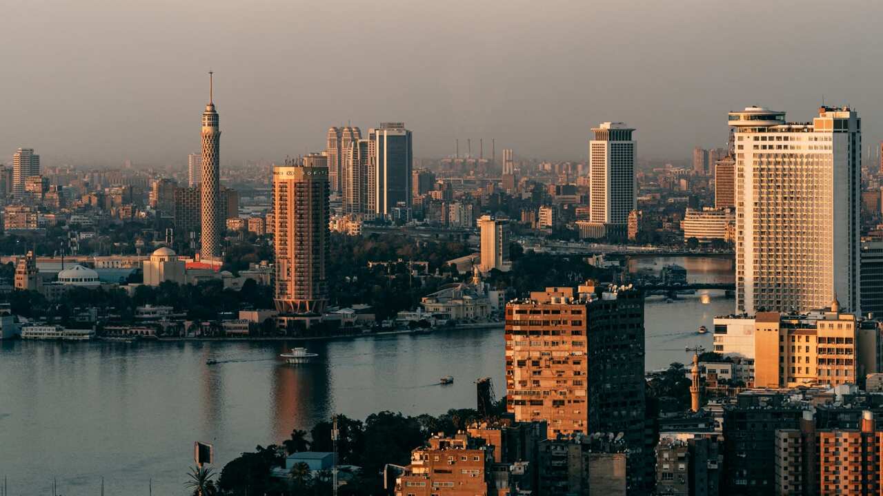 3 إجراءات حكومية في 2022 لتشجيع الاستثمار في مصر (تفاصيل)