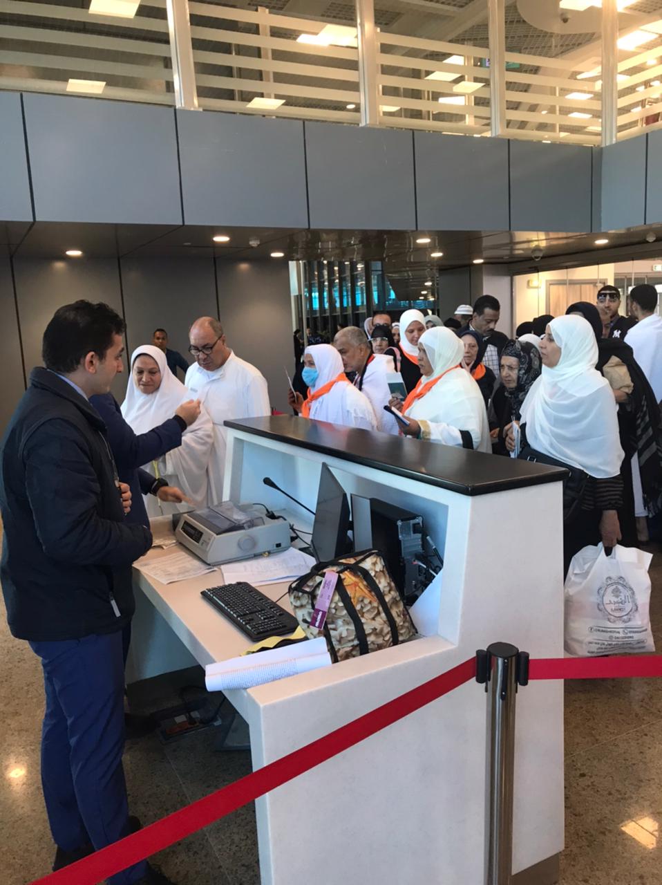 انطلاق أولى الرحلات الدولية من مطار سفنكس إلى مطار جدة