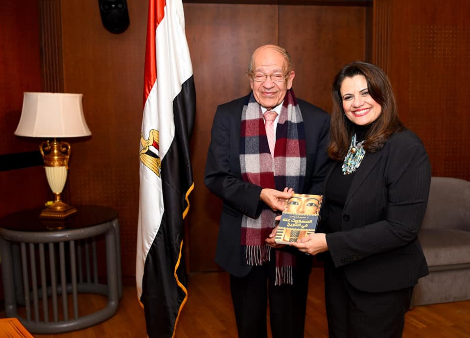 وزيرة الهجرة تستقبل عالم المصريات الدكتور وسيم السيسي لتوسيع التعاون في "اتكلم عربي"