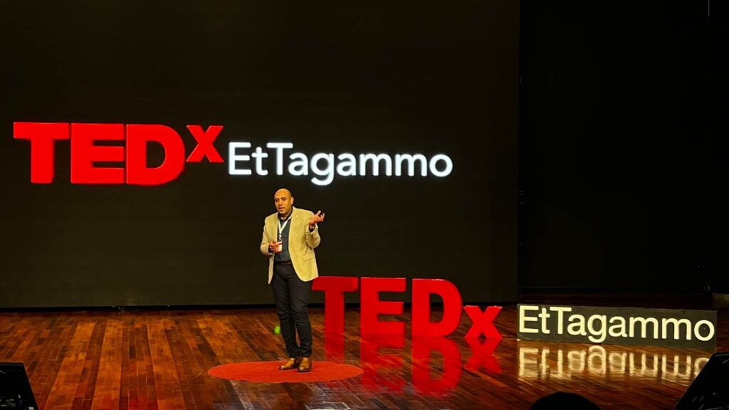 خلال فاعليات مؤتمر TEDx.. رائد أعمال: بدأت حياتي بـ 5000 ريال وأملك حالياً 14 علامة تجارية و3 مصانع بعدة دول